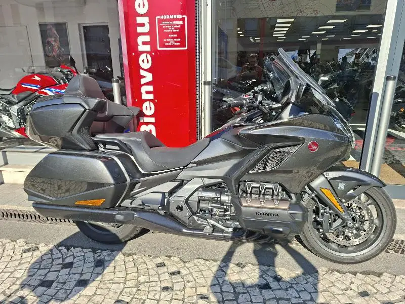 GL 1800 GOLDWING TOURING DCT
