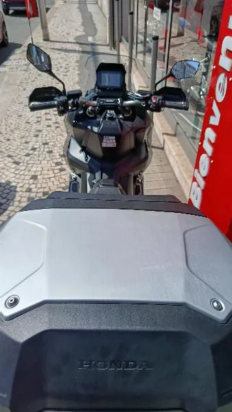 XADV 750 DCT