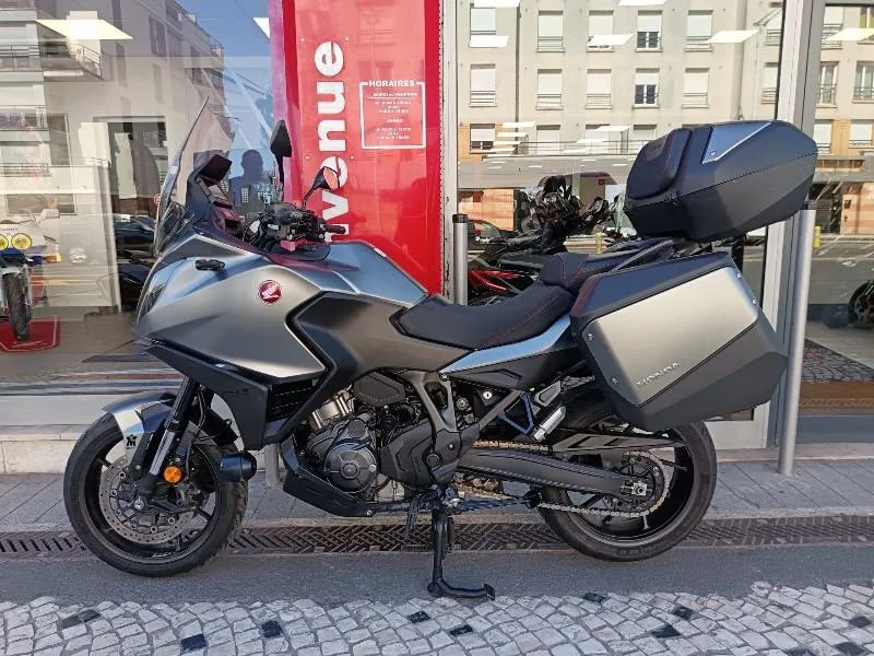 NT 1100 DCT