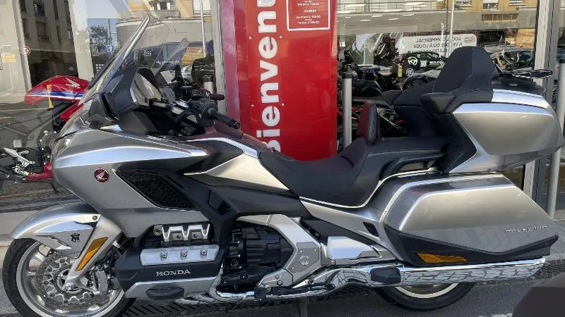 GL 1800 GOLDWING DCT