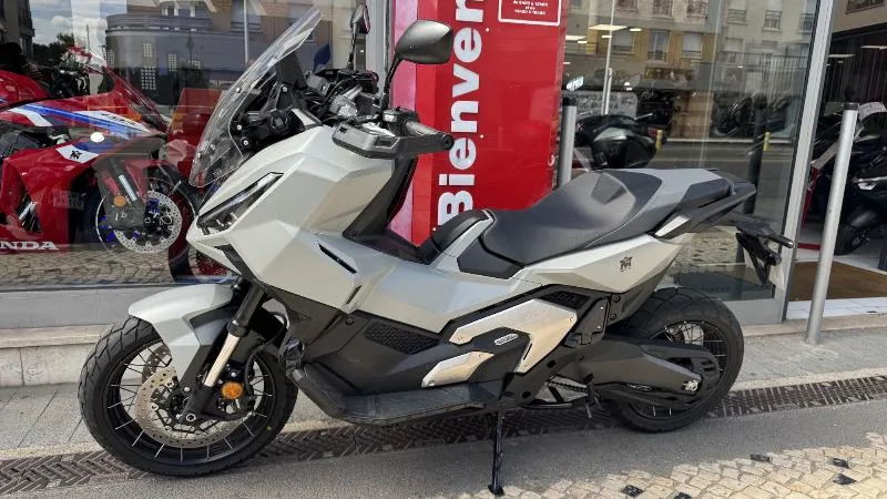 XADV 750 DCT