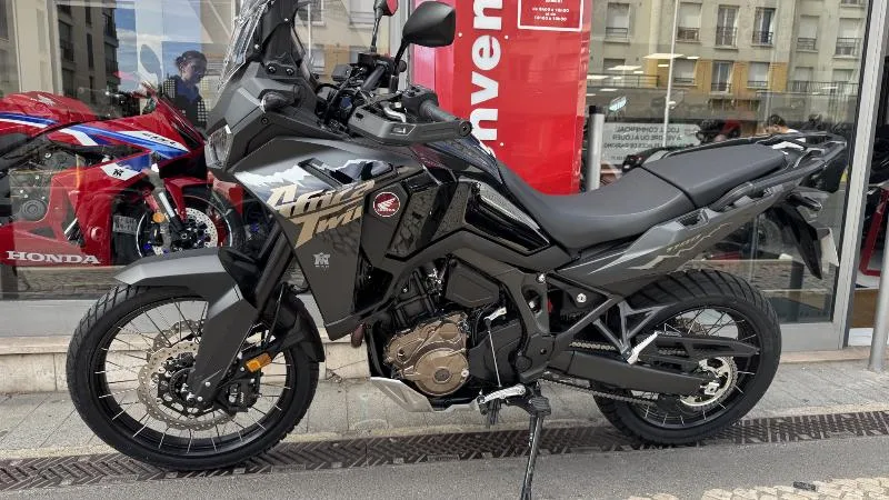 CRF 1100  L AFRICA TWIN