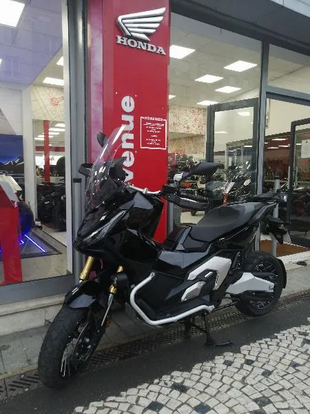 XADV 750