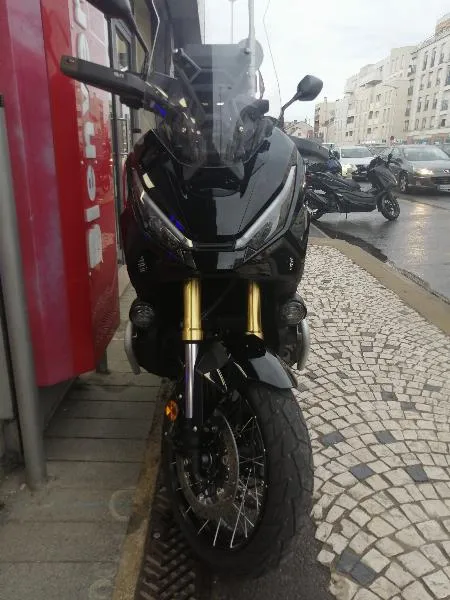 XADV 750
