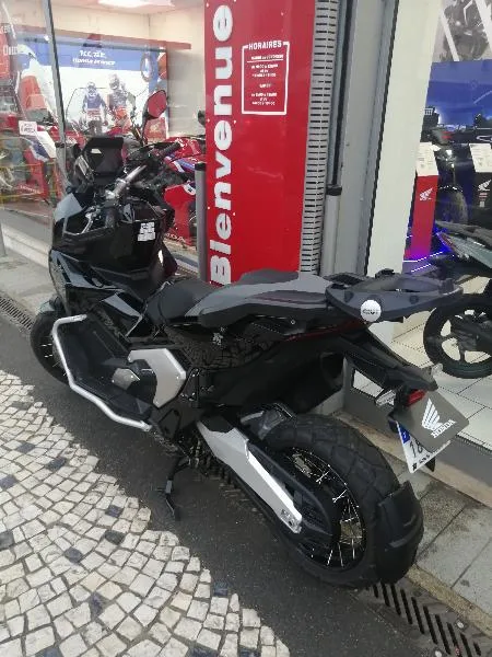XADV 750