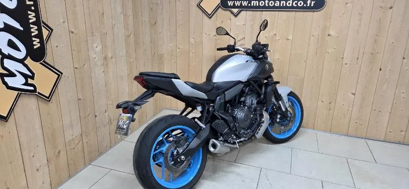 MT07 