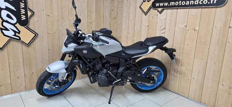 MT07 