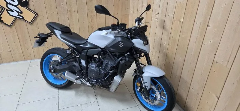 MT07 