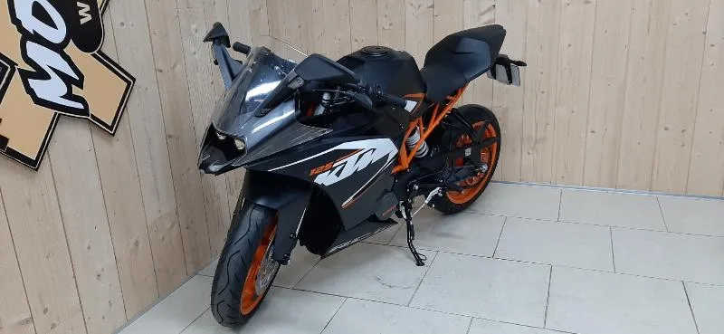RC 125