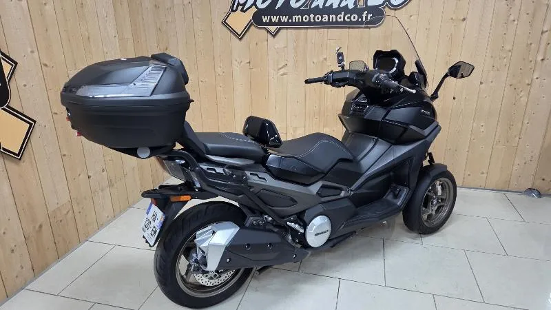 CV3 550