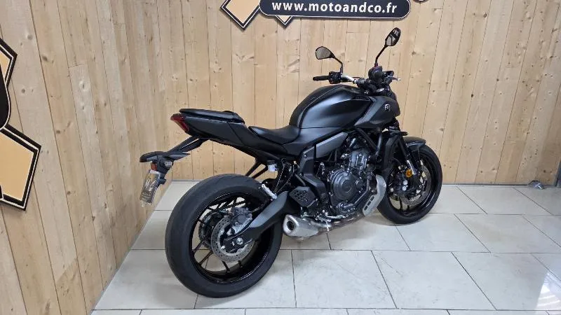 MT07 