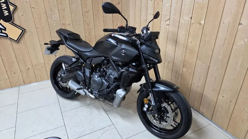 MT07 