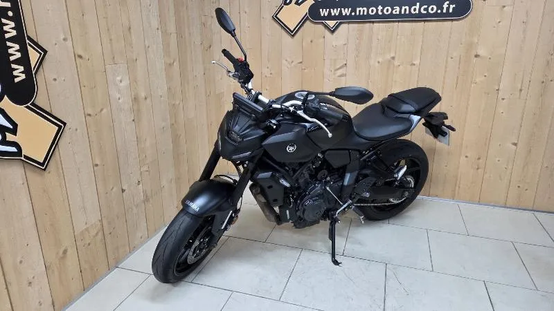 MT07 