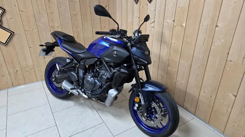 MT07 