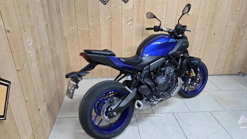 MT07 