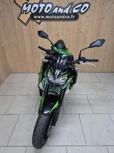 Z 900