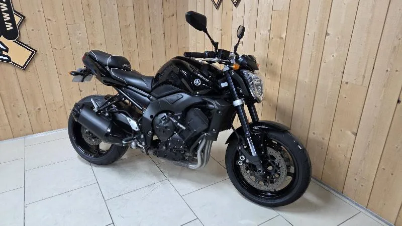 FZ1