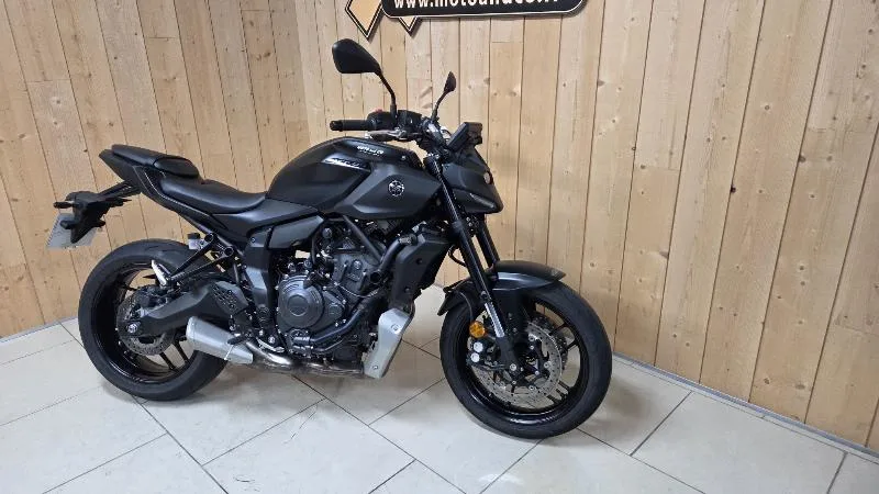 MT07 