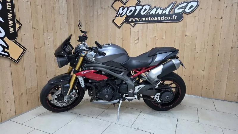 SPEED TRIPLE 1050