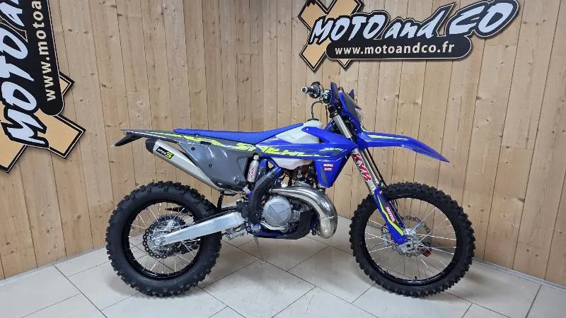 300 SE FACTORY 2025