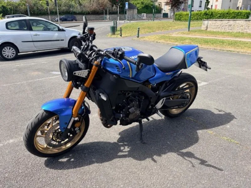 XSR 900