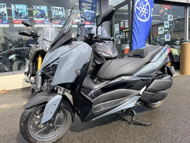 XMAX 300 Tech Max