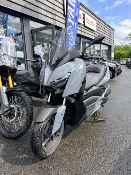 XMAX 300 Tech Max