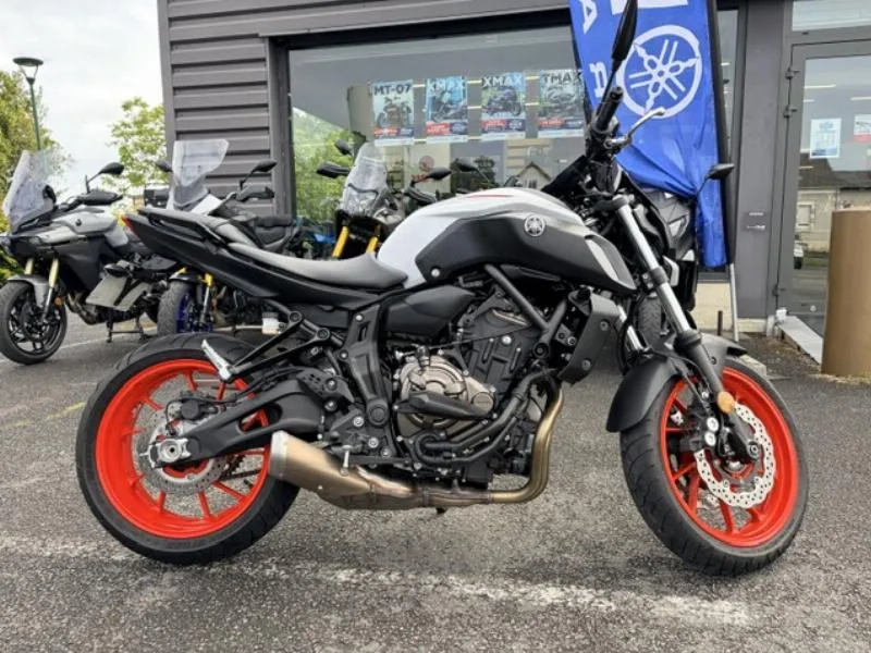 MT07 