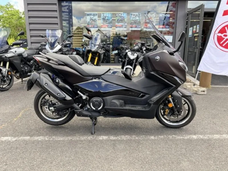 XP TMAX 560 TECH MAX
