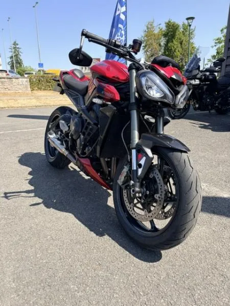 STREET TRIPLE 765 RS