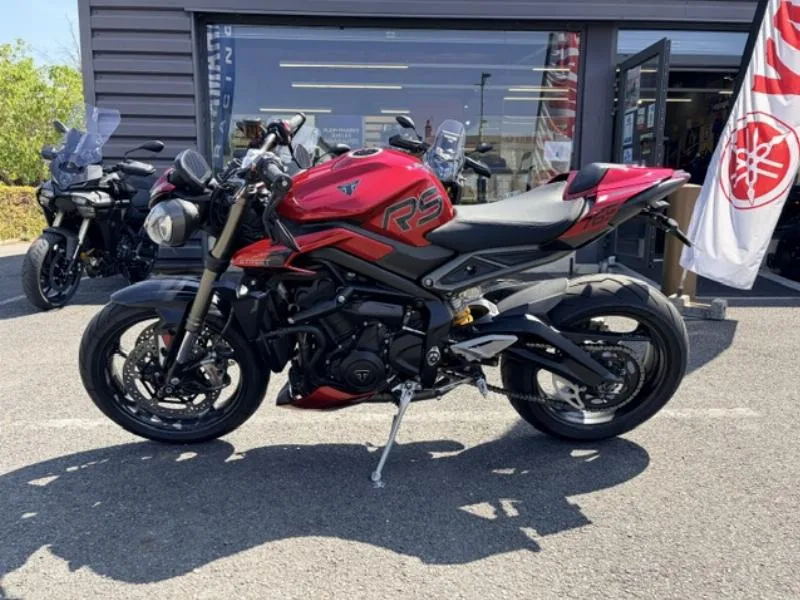 STREET TRIPLE 765 RS
