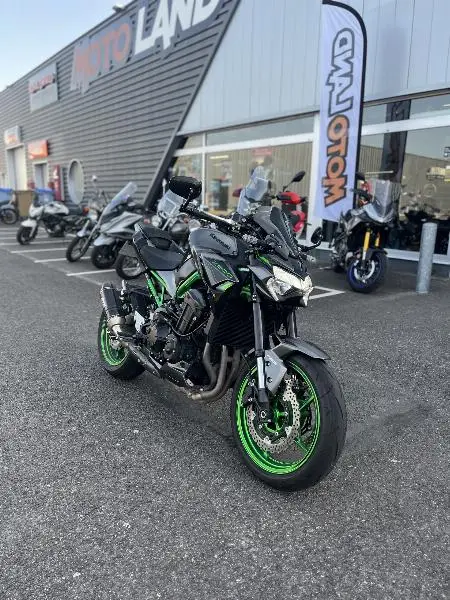 Z 900