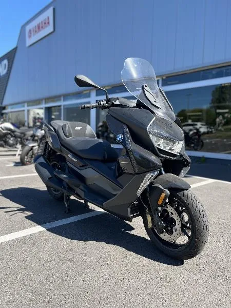 C 400 GT