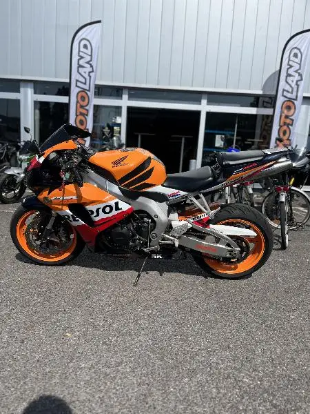 CBR 1000 FIREBLADE