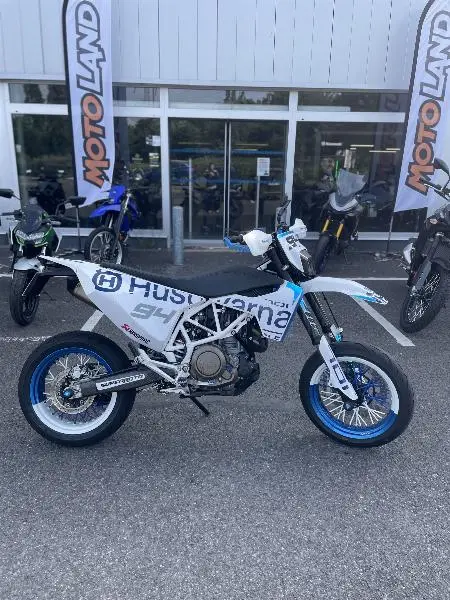 701 SUPERMOTO