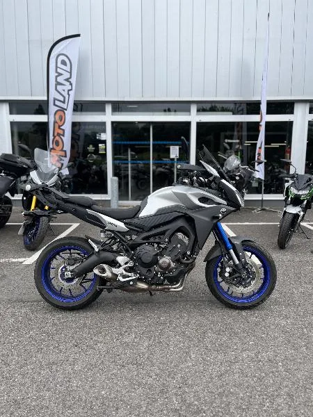 MT09 TRACER 2016