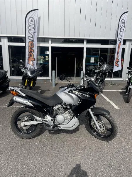 VARADERO 125