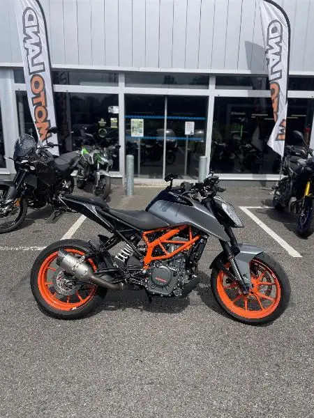 390 DUKE