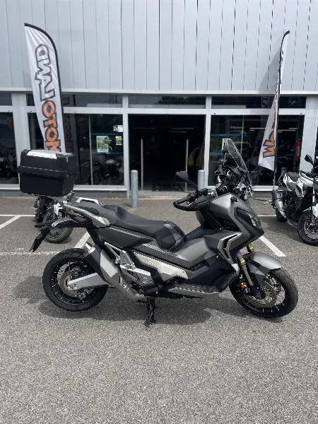 XADV 750 DCT