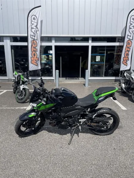 Z400 2022