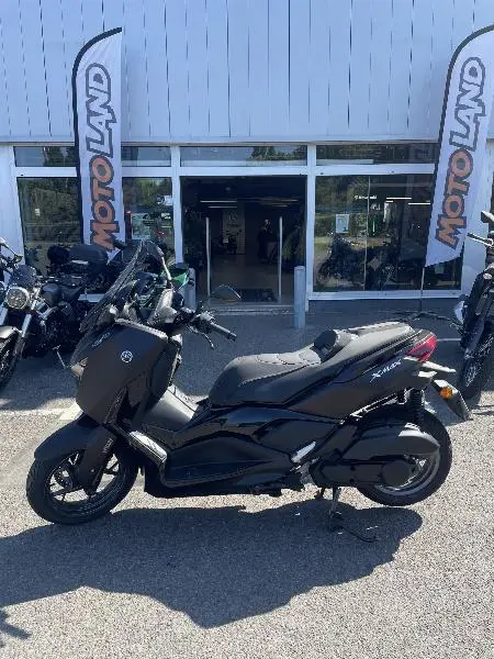 XMAX 125 TECH MAX