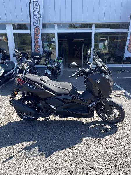 XMAX 125 TECH MAX