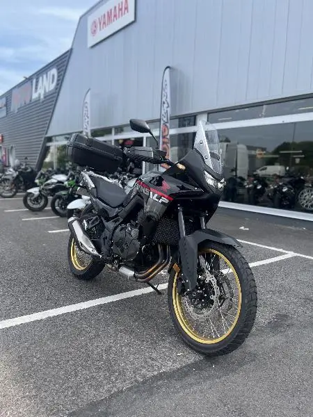 TRANSALP 750