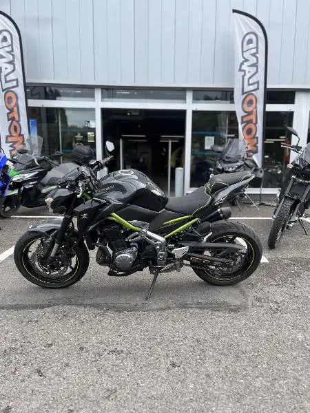 Z 900