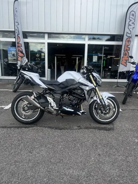 GSR 750 ABS