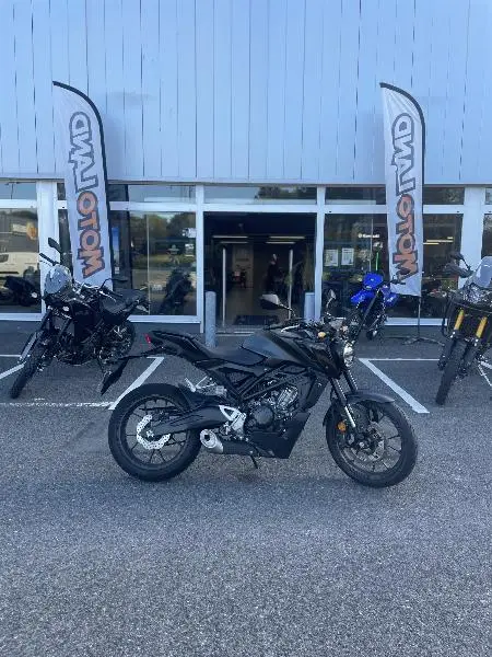 CB 125  R