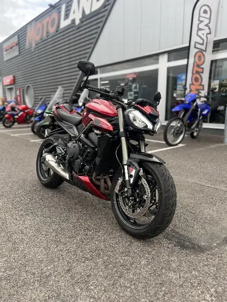 STREET TRIPLE 765 RS