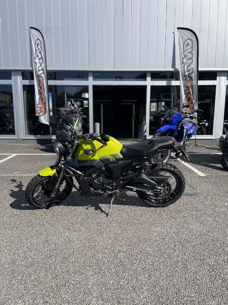 125 SCRAMBLER X