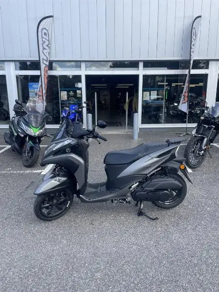 TRICITY 125