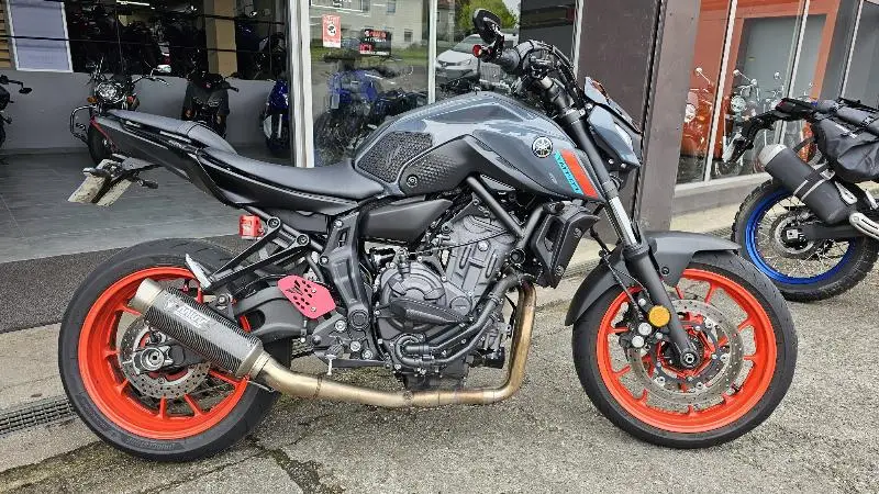 MT07  2021